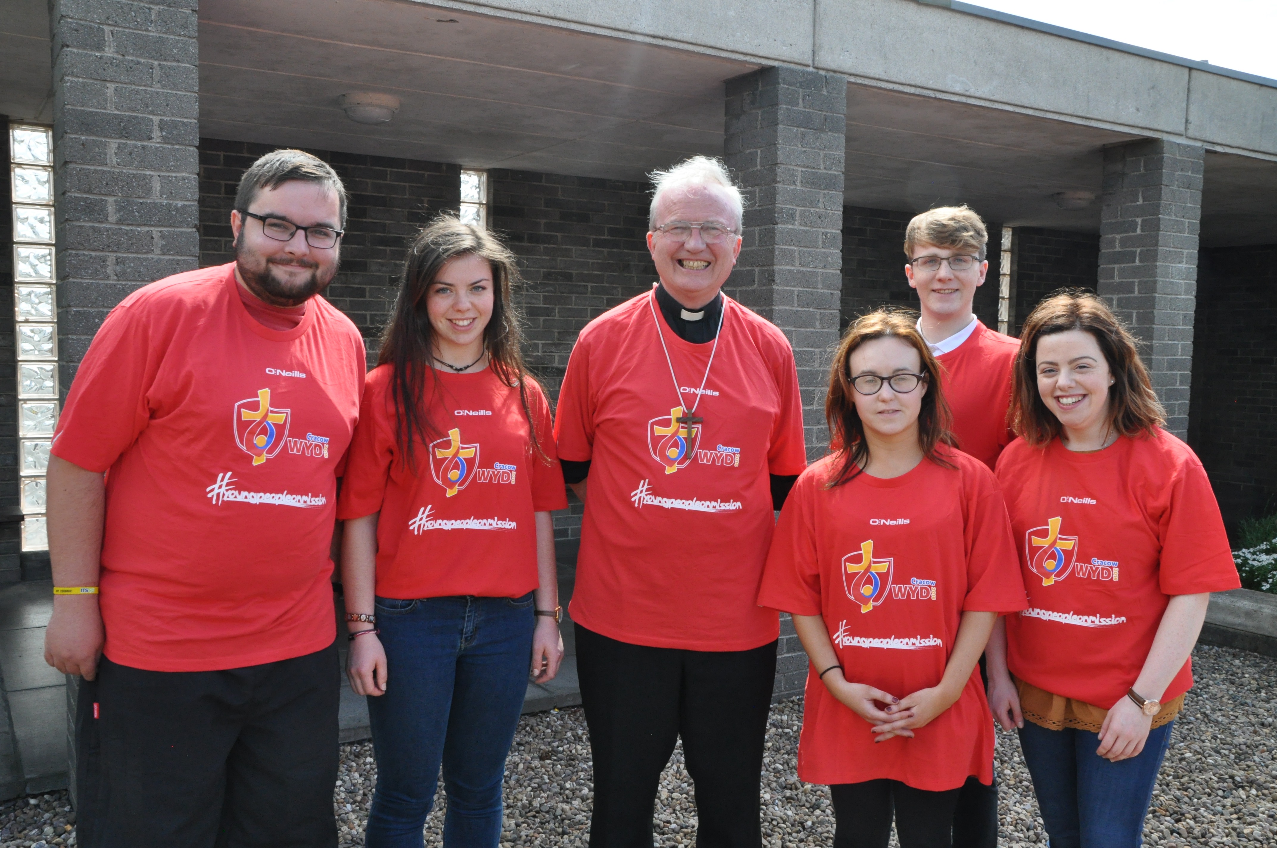 Bishop Donal McKeown with Derry WYD pilgrims PIC Brenda Drumm